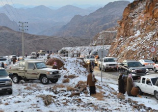 Nieva en Arabia Saudí e Irán y sus habitantes enloquecen en Twitter