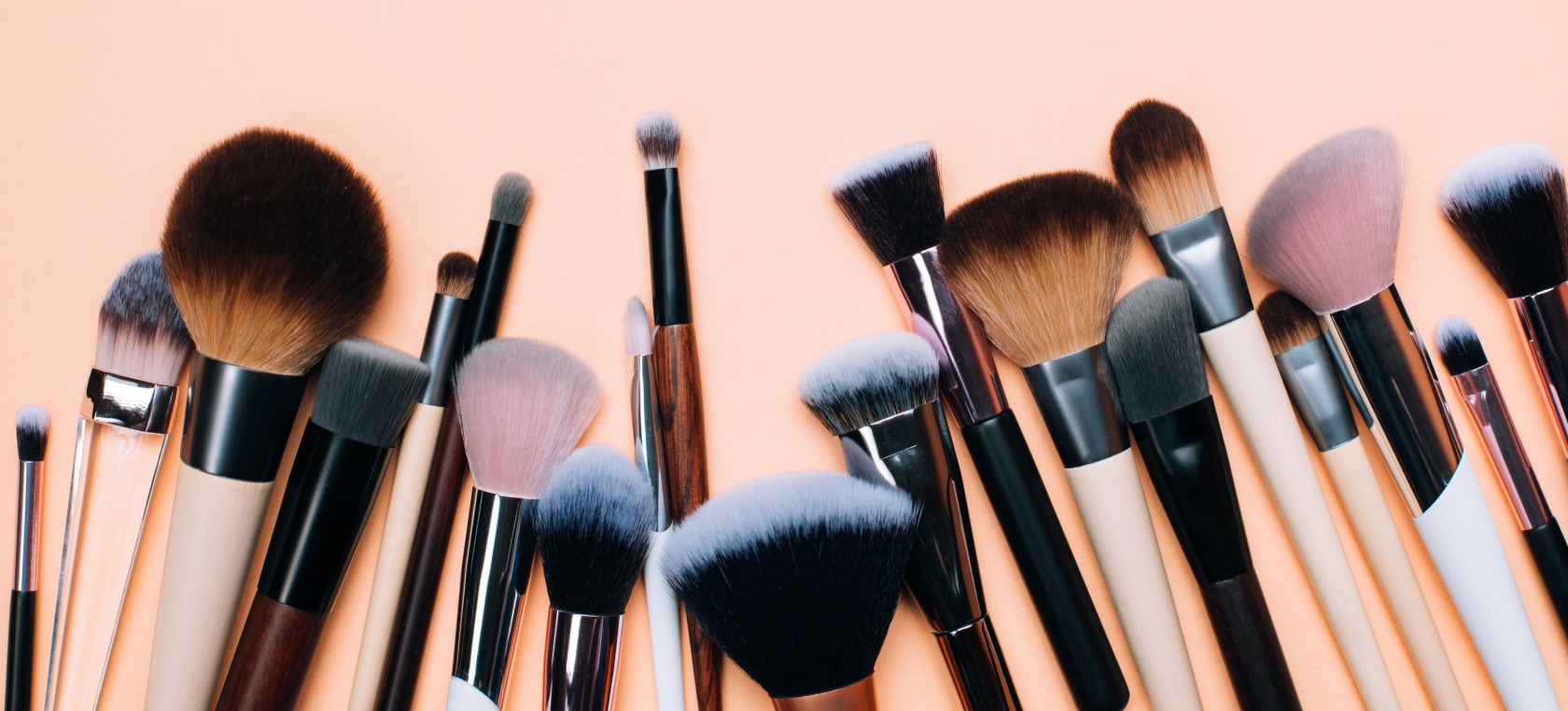 15 marcas de maquillaje que no testan con animales en 2021