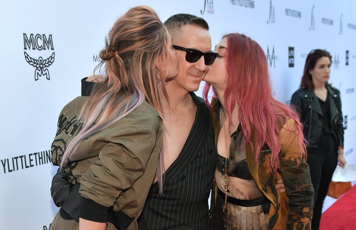 El último look de Jeremy Scott es demencial y le dedicamos una galería