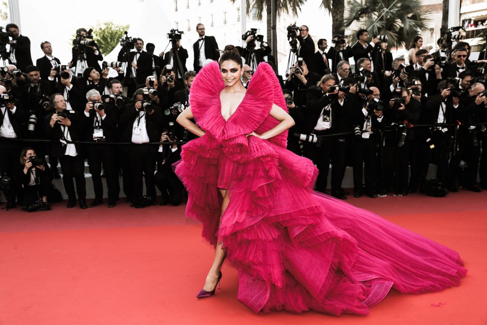 Del ‘naked dress’ de Kendall Jenner a los ‘stilettos’ que se quitó Kristen Stewart en Cannes 2018
