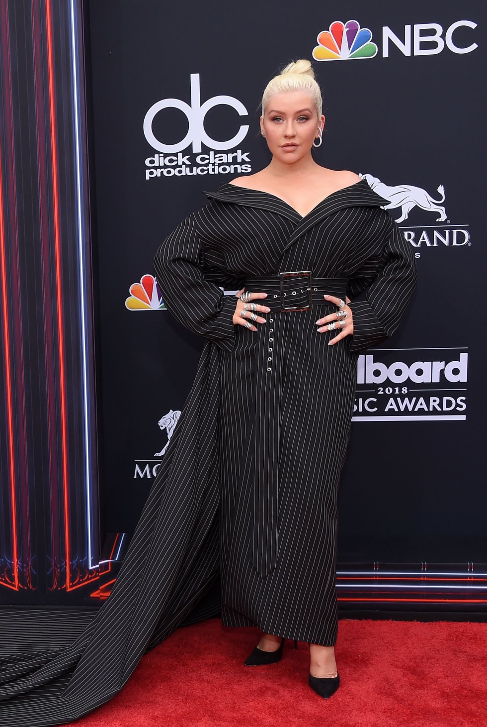 Las cantantes abren el abanico de firmas en la 'red carpet' de los Billboard Music Awards 2018