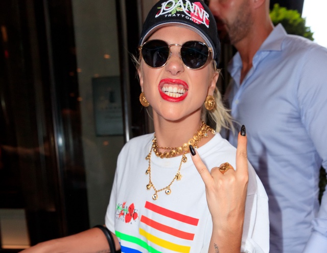Lady Gaga fotografiada en las calles de Nueva York en 2019