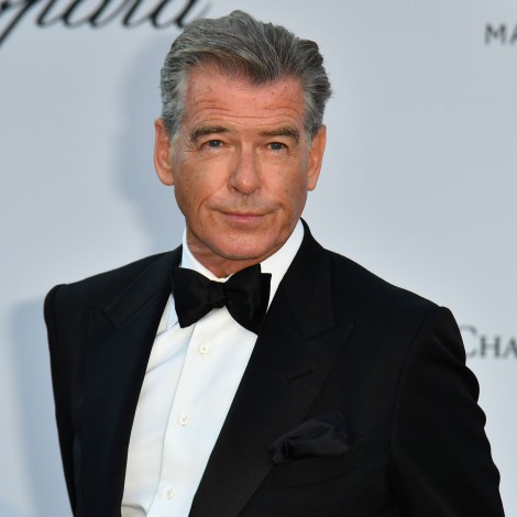 Pierce Brosnan se moja y opina sobre el próximo James Bond