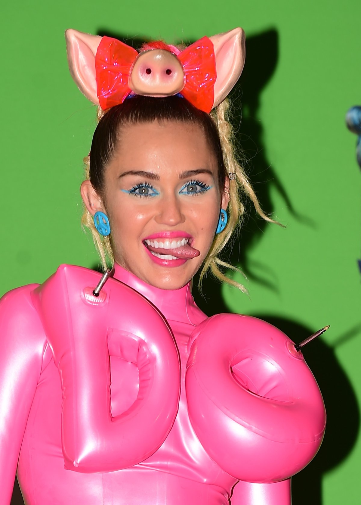 ¿Qué fue antes: la celebrity o el emoji?