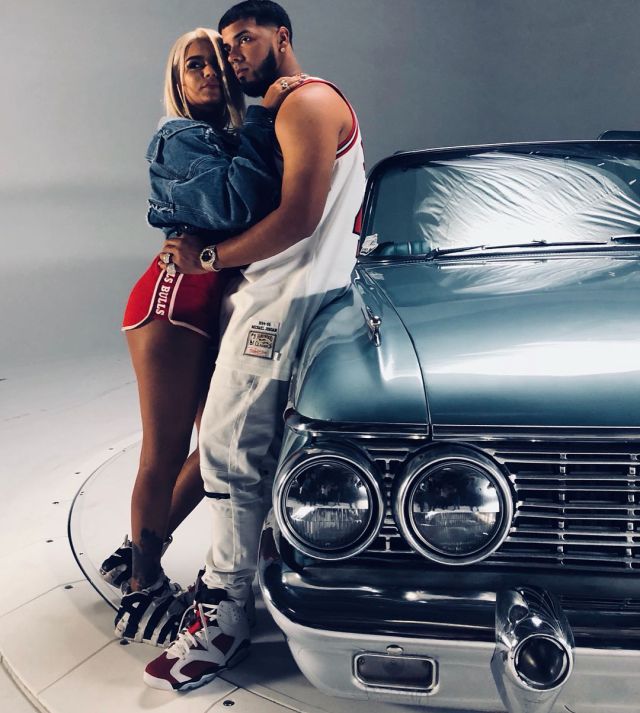 Karol G y Anuel AA anuncian colaboración. @anuel_2blea / Instagram. 