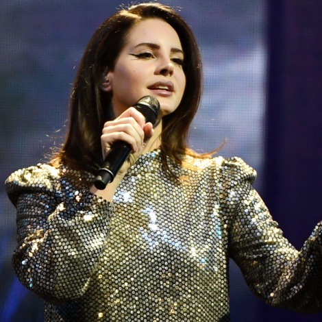Lana Del Rey sorprende con ‘Venice Bitch’, un single de diez minutos