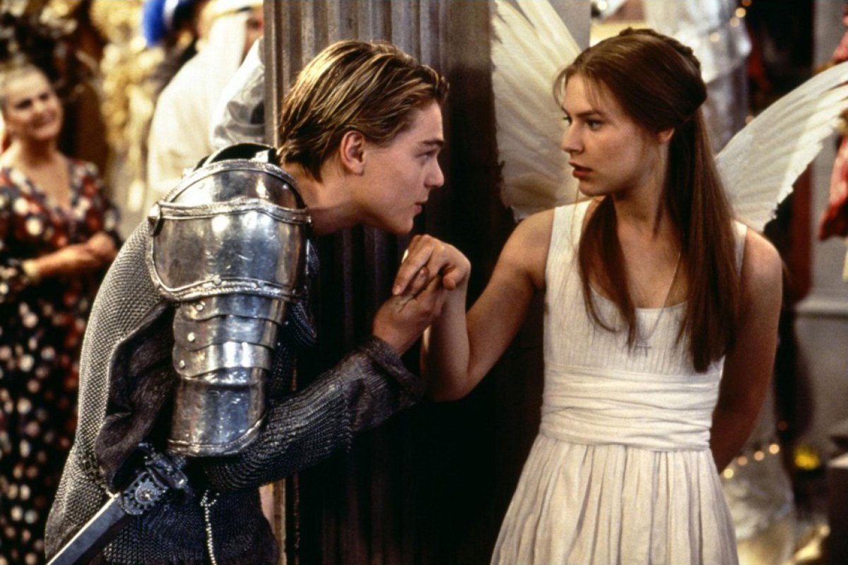Bazzi y Camila Cabello como Leonardo DiCaprio y Claire Danes en ‘Romeo + Julieta’