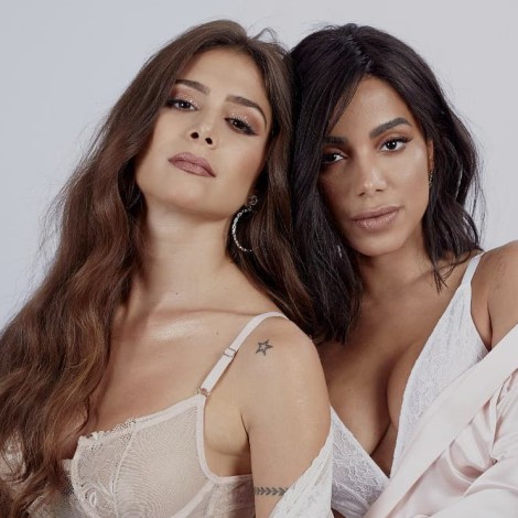 Anitta y Greeicy se mojan en el ‘Jacuzzi’