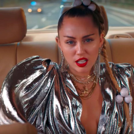 Miley Cyrus demuestra que sigue siendo rebelde junto a Mark Ronson