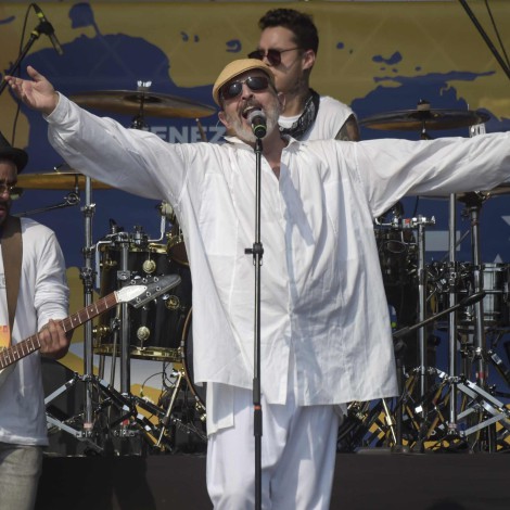 Miguel Bosé tiene que pedir disculpas por sus palabras en el concierto por Venezuela