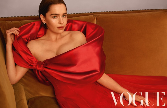 Emilia Clarke protagoniza la portada de Vogue España en mayo