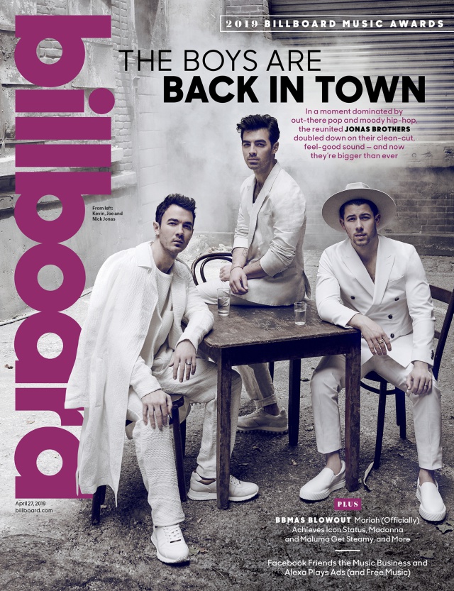 安いセール サイン入り 海外雑誌 Jonas Brothers www