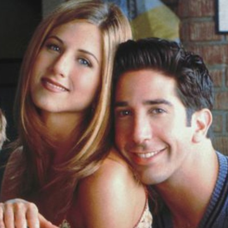 Así es la aparición de Los Vengadores en la intro de la serie 'Friends'