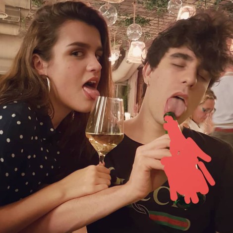 Amaia Romero se pasa por las oficinas de Paquita Salas