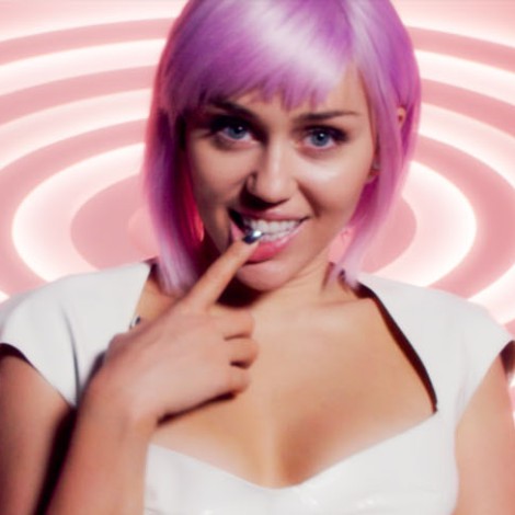 Miley Cyrus estrena vídeo como Ashley O