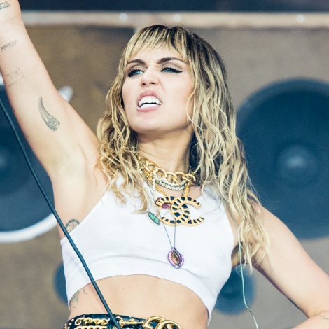 Miley Cyrus versiona a Led Zeppelin y Metallica y sus seguidores le piden un álbum de Rock