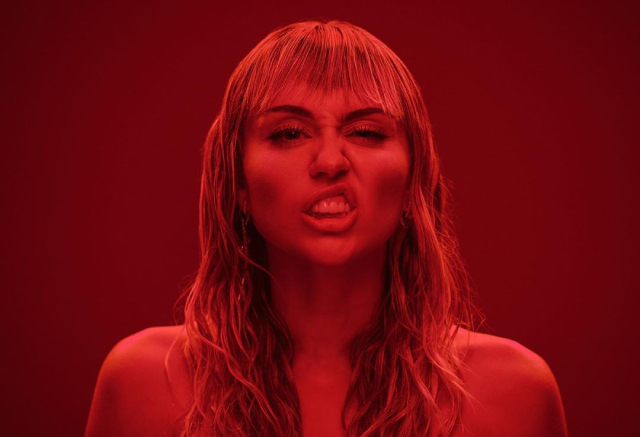 Youtube quita el vídeo 'Mother's Daughter' de Miley Cyrus de tendencias durante unas horas |  Música |  LOS40