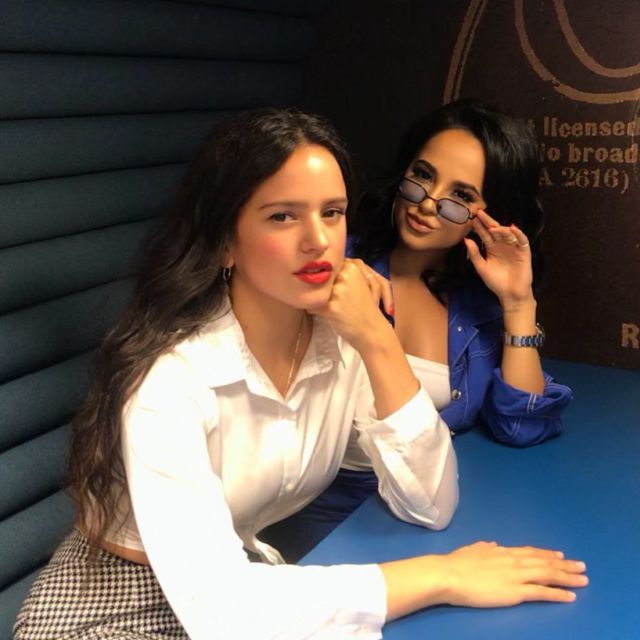 Rosalía y Becky G, vestidas igual en sus videoclips: este es el look que las ha seducido