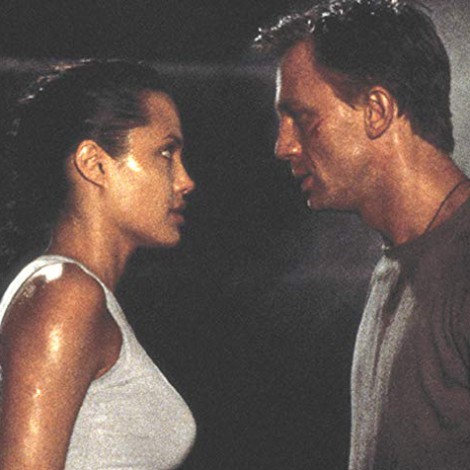 El lío de 007 y James Bond que ha salpicado a Lara Croft