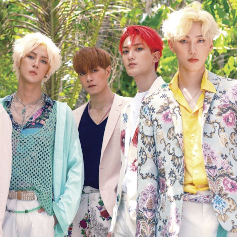 VAV y De La Ghetto unen el K-Pop y reggaetón en 'Give Me More'