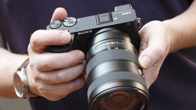 Sony renueva todas sus cámaras APS-C