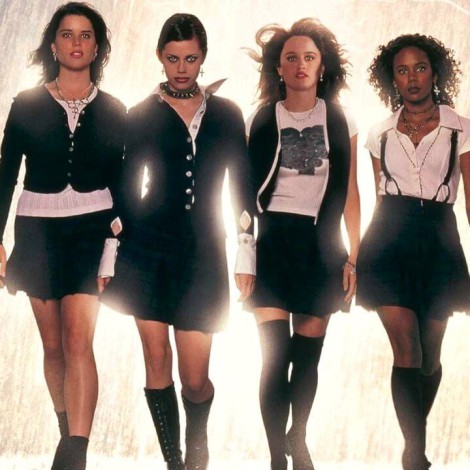 'Jóvenes y brujas' vuelve en forma de reboot y ya conocemos a sus protagonistas
