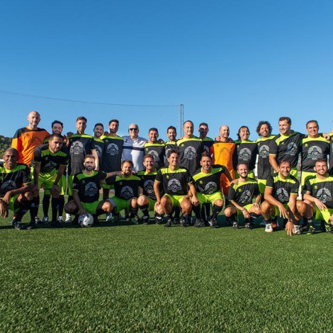 Luis López de WDM se une al partido benéfico en Ibiza para Apneef junto a estrellas del fútbol internacional