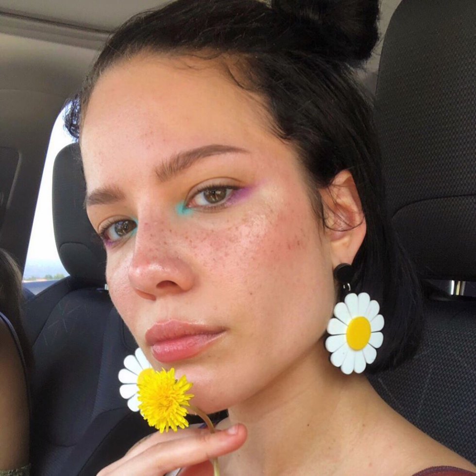 Halsey and your eye shadow to what ‘Euphoria’, very present in his latest album Halsey and your eye shadow to what ‘Euphoria’, very present in his latest album