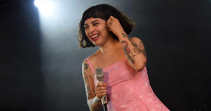 Quien Es Mon Laferte 7 Temas Para Comprender Su Musica Y Su Activismo Musica Los40