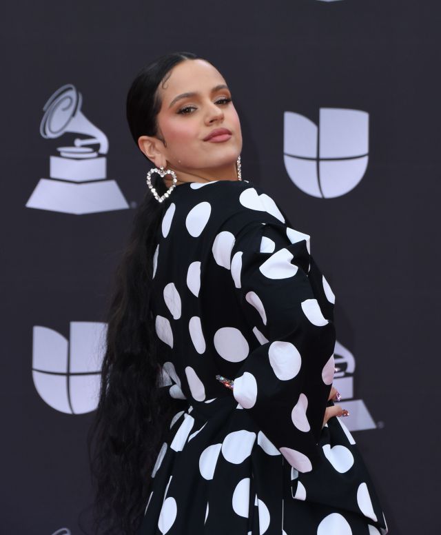 Rosalía consigue dos nominaciones a los Grammy 2020