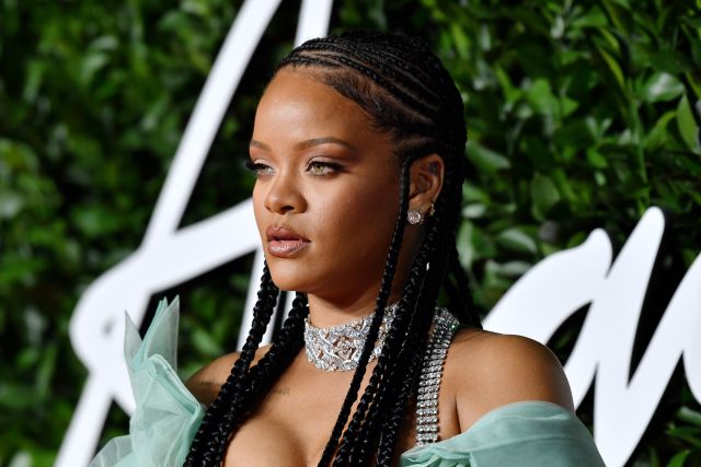 Rihanna: El selfie sin maquillaje más visto de 2020 | Big bang | LOS40