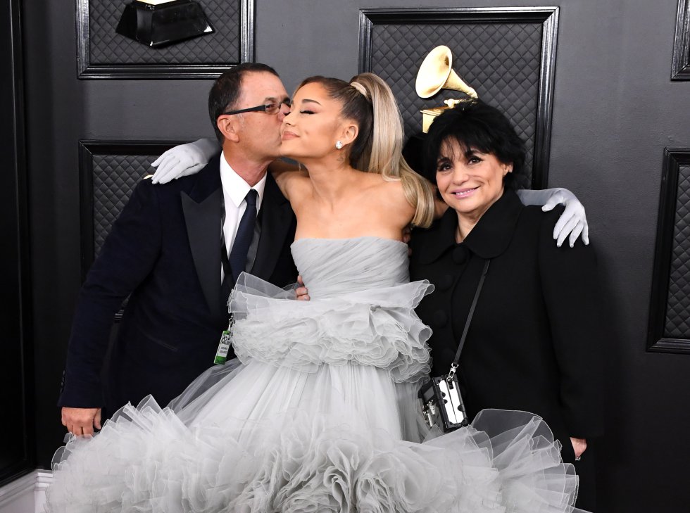 Ariana Grande y sus padres