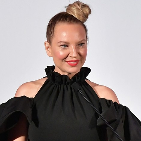 Sia debutará como directora y guionista y después lanzará dos discos
