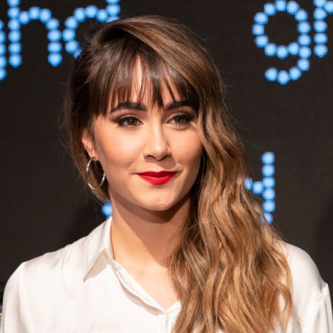 ¿Qué lleva Aitana en su bolso?