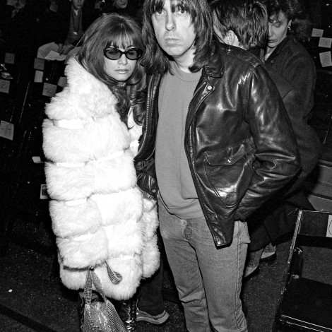 Los Ramones y el triángulo amoroso más problemático del rock