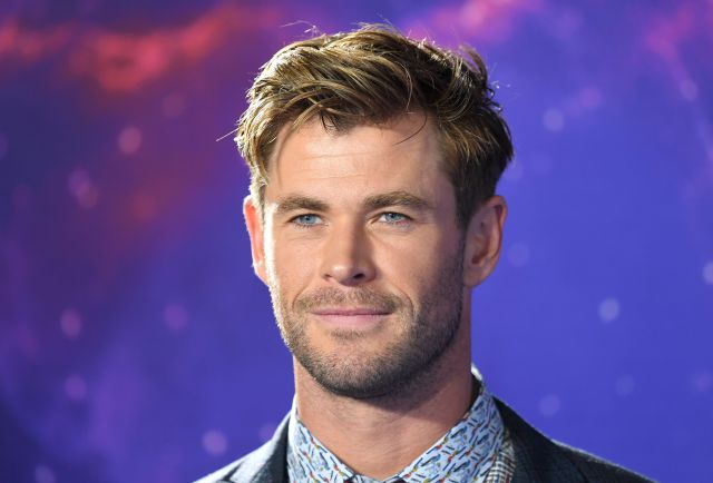 Mira lo que hace este fan por conseguir un autógrafo de Chris Hemsworth  (Thor) | Big bang | LOS40
