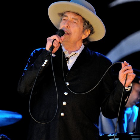 Bob Dylan lanza una nueva canción y anuncia disco para junio