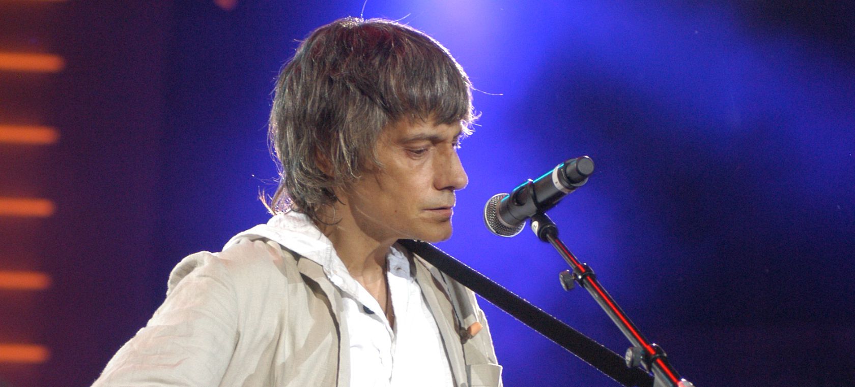Antonio Vega, la voz del pop español, en cinco letras emblemáticas