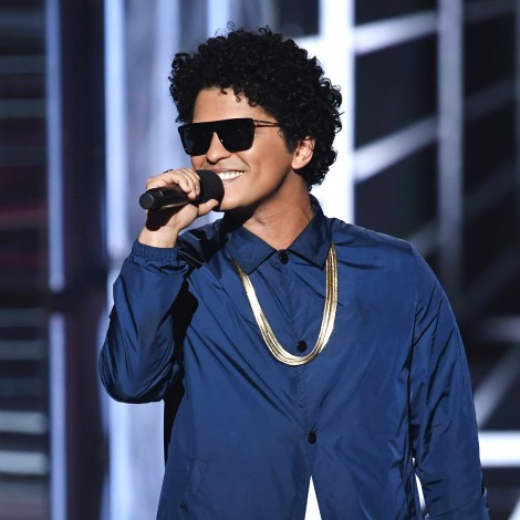 Michael Jackson podría ser el padre de Bruno Mars, según un hilo viral