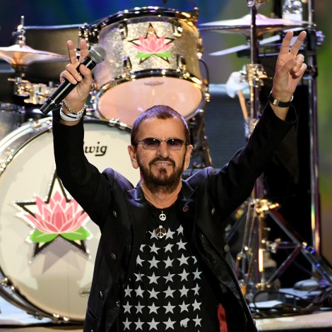 Ringo Starr celebra sus 80 años transmitiendo un concierto con Paul McCartney