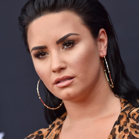 Demi Lovato lamenta que por situación actual no pueda despedirse de su abuelo como le gustaría
