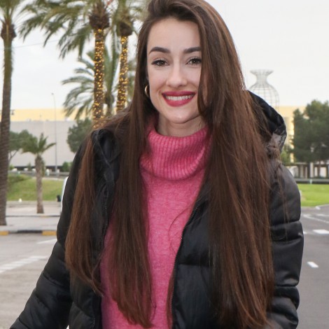 Adara Molinero reivindica la libertad de las mujeres para abrir las piernas y recibe muchas críticas