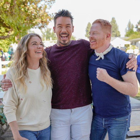 ¿Qué hace Mitchell de ‘Modern Family’ con LeAnn Rimes del ‘Bar Coyote’ en un programa de reformas?