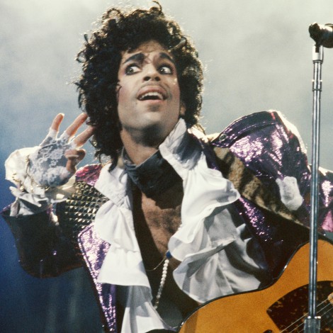 Escucha una nueva canción inédita de Prince: 'I Need A Man'