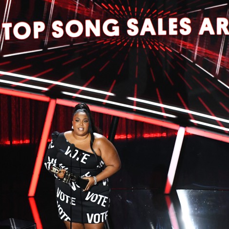 Los mensajes más emotivos de los Billboard Music Awards 2020