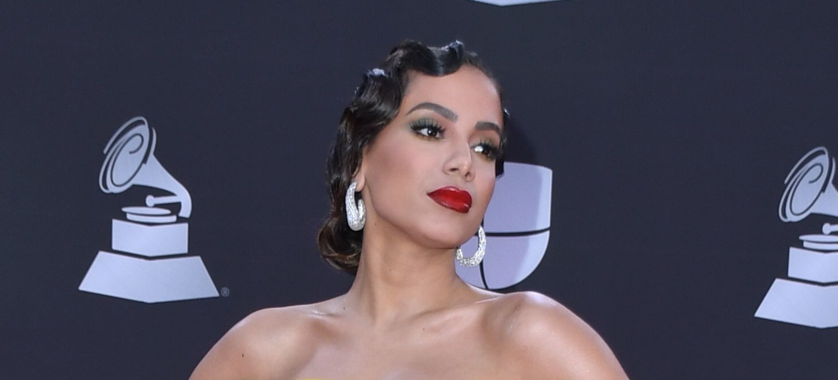 Mira La Actuación De Anitta En Los Latin Grammy De 2020 ‘más Que Naday Me Gusta Música Los40