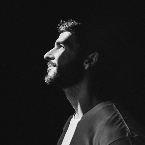 Álvaro Gango nos regala ‘Deshielo’, su primer single oficial con el que “vuelves a la vida”