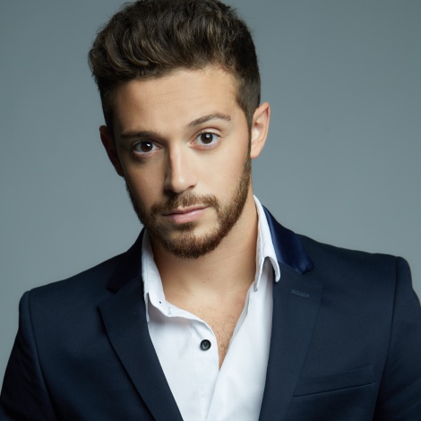 Ruggero nos trae ‘Dos Extraños’, un rayo de ilusión entre dos exenamorados: ¡mira el vídeo!