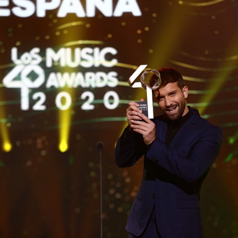 Pablo Alborán celebra su premio en LOS40 Music Awards 2020: 