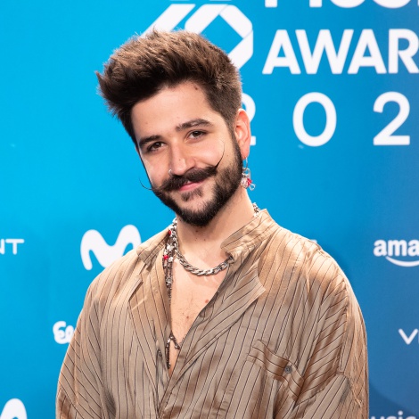 Camilo casi pierde el BIGOTE en el PRESHOW de LOS40 Music Awards 2020